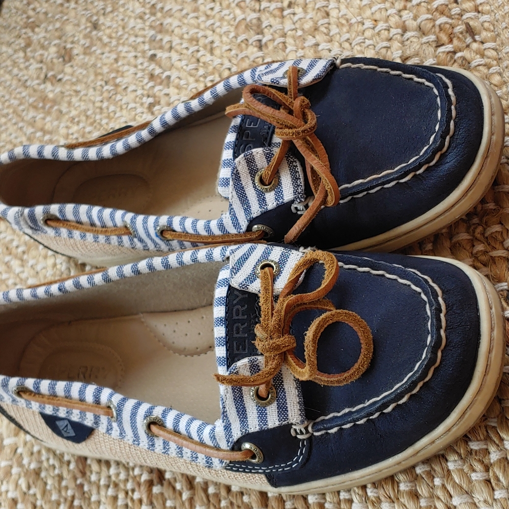 Sperry Angelfish Boat Shoes Size 9